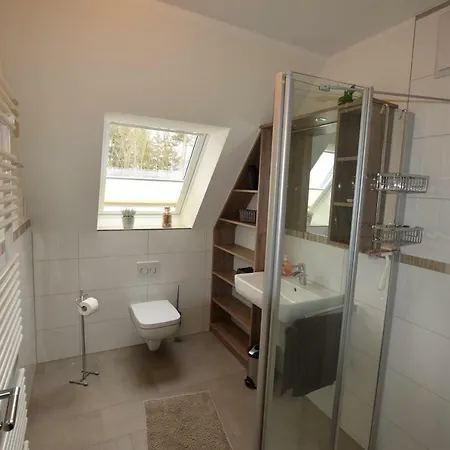 Ostseeblick-laue-wohnung-8-h * ホーヴァハト